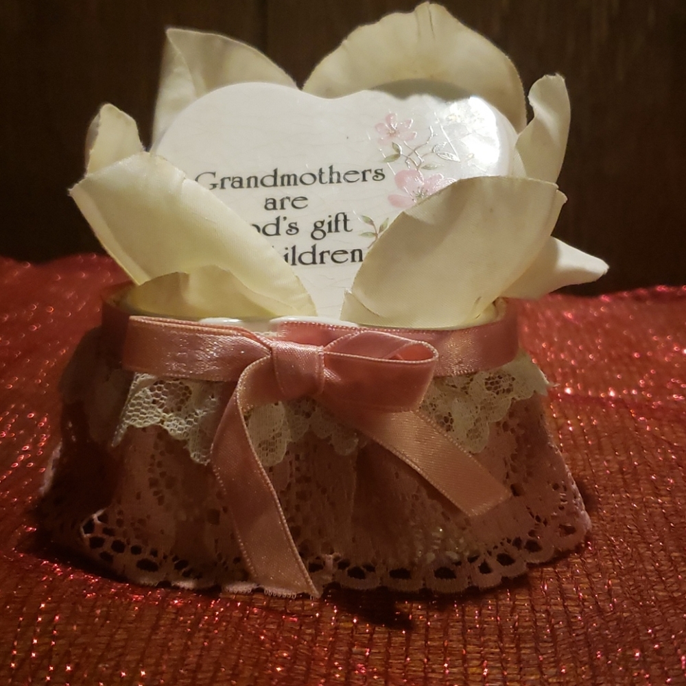 Jewelry Box - Picture 3 of 4